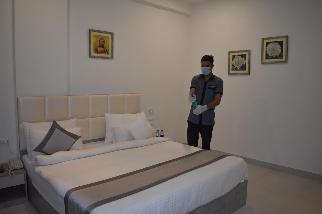 Hotel Siddhartha Inn Ουνταϊπούρ Εξωτερικό φωτογραφία