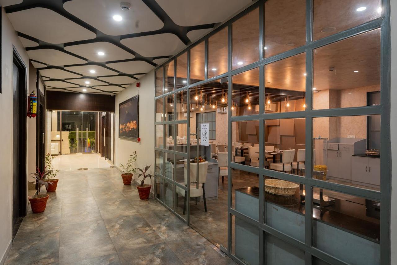 Hotel Siddhartha Inn Ουνταϊπούρ Εξωτερικό φωτογραφία