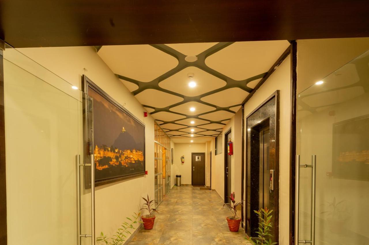 Hotel Siddhartha Inn Ουνταϊπούρ Εξωτερικό φωτογραφία